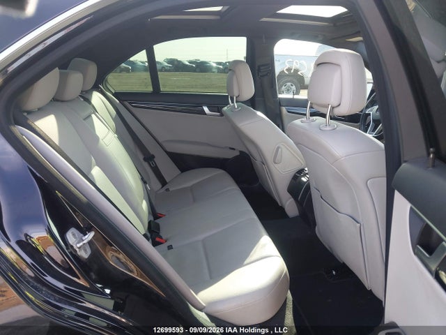 Продажа на аукционе авто 2014 Mercedes-benz C 300 4matic, vin: WDDGF8AB1EA966795, номер лота: 12699593