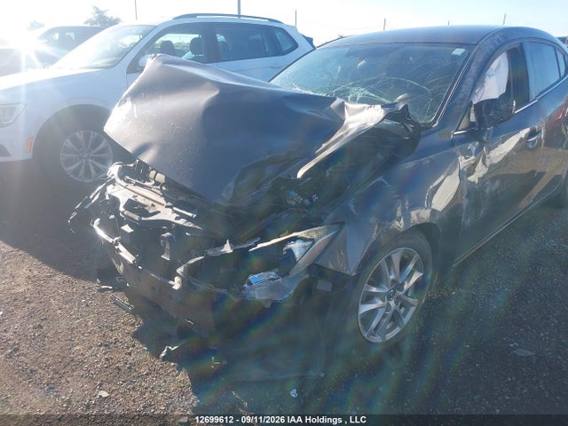 JM1BM1V70E1163922 Mazda Mazda3 Gs-sky