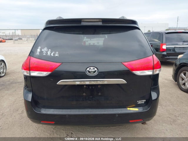 Auction sale of the 2011 Toyota Sienna Xle/limited, vin: 5TDDK3DC3BS013696, lot number: 12699614