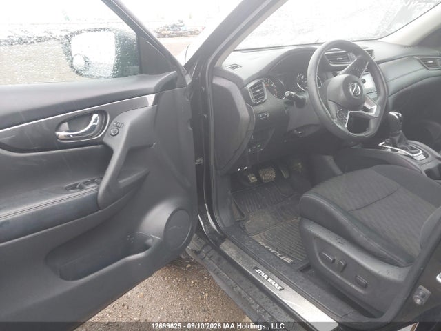 5N1AT2MV2HC754407 Nissan Rogue S/sl Platinum/sv