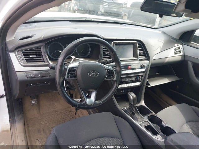 Hyundai Sonata Essential 2019 5NPE24AF6KH742385 Image 17