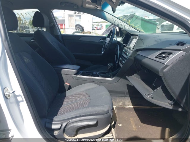 Hyundai Sonata Essential 2019 5NPE24AF6KH742385 Image 5