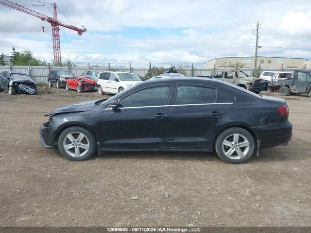3VWB07AJ4FM336875 Volkswagen Jetta 1.8 Tsi Comfortline/1.8 Tsi Trendline+