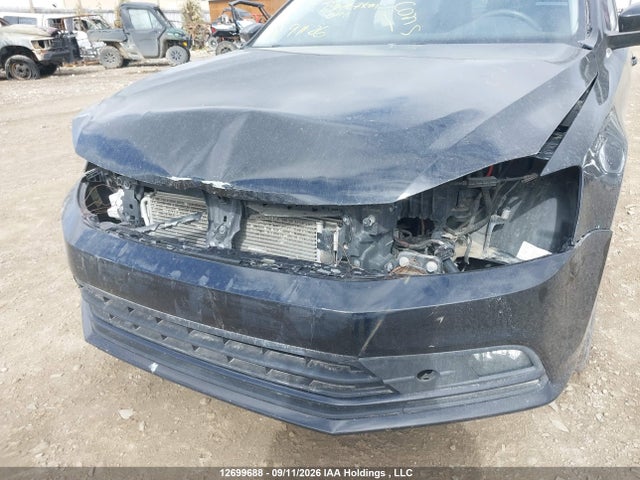 3VWB07AJ4FM336875 Volkswagen Jetta 1.8 Tsi Comfortline/1.8 Tsi Trendline+
