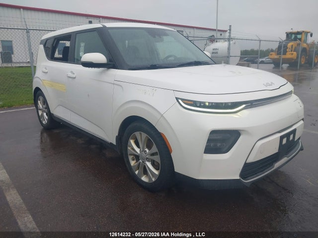 KNDJ33A17N7024007 KIA Soul Ev Limited