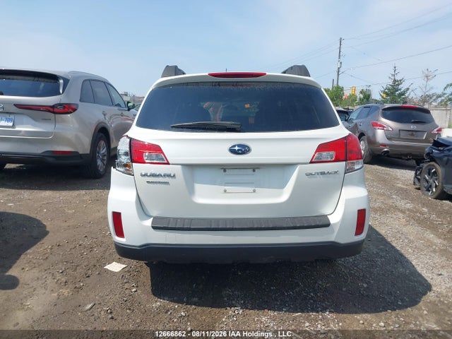 Subaru Outback 2.5i Premium 2014 4S4BRGDC5E3214382 Image 16