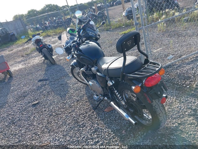 12683493 :رقم المزاد ، SMTD10GN4KT944760 vin ، 2019 Triumph Motorcycle Bonneville T100 مزاد بيع