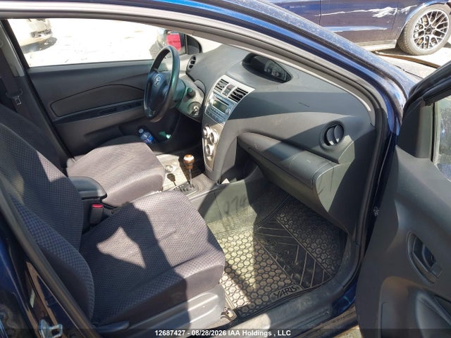 12687427 :رقم المزاد ، JTDBT923981215958 vin ، 2008 Toyota Yaris مزاد بيع