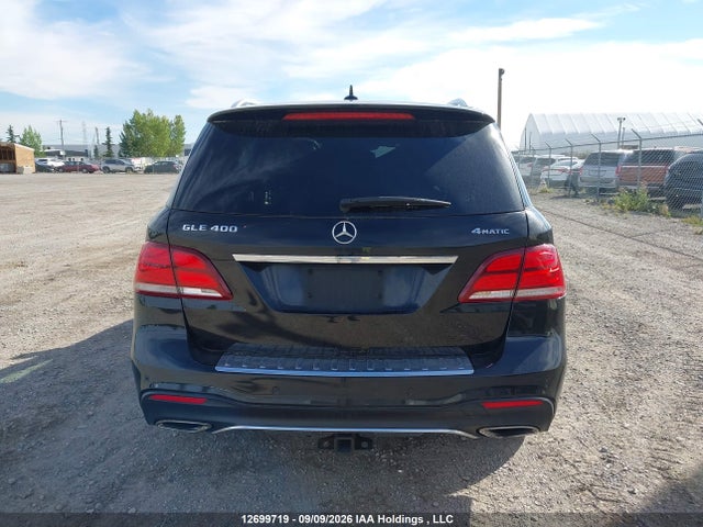 12699719 :رقم المزاد ، 4JGDA5GB2JB143259 vin ، 2018 Mercedes-benz Gle 400 4matic مزاد بيع