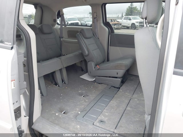 2010 Dodge Grand Caravan Se მანქანა იყიდება აუქციონზე, vin: 2D4RN4DE6AR238354, აუქციონის ნომერი: 12699744