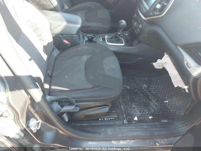 Продаж на аукціоні авто 2016 Jeep Cherokee Latitude, vin: 1C4PJMCS7GW196347, номер лоту: 12699752