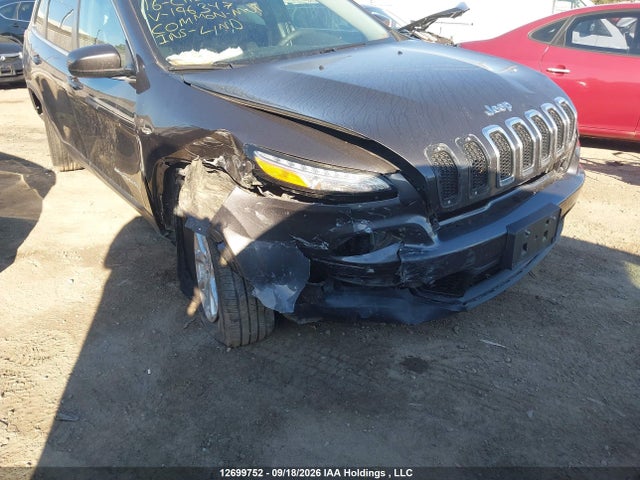 Продаж на аукціоні авто 2016 Jeep Cherokee Latitude, vin: 1C4PJMCS7GW196347, номер лоту: 12699752