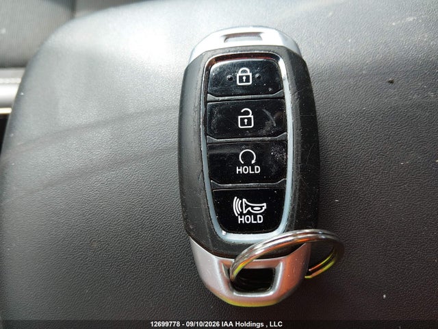 2021 Hyundai Venue Ultimate With Black Interior მანქანა იყიდება აუქციონზე, vin: KMHRC8A36MU121311, აუქციონის ნომერი: 12699778