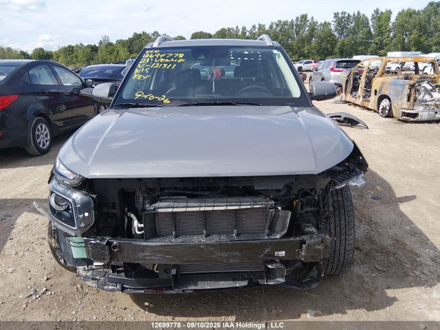 2021 Hyundai Venue Ultimate With Black Interior მანქანა იყიდება აუქციონზე, vin: KMHRC8A36MU121311, აუქციონის ნომერი: 12699778