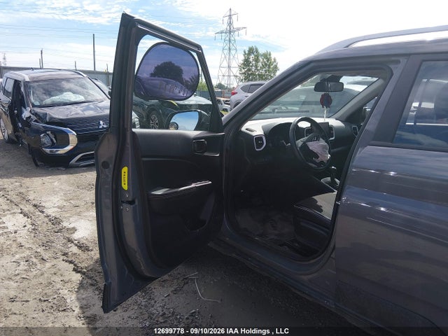 2021 Hyundai Venue Ultimate With Black Interior მანქანა იყიდება აუქციონზე, vin: KMHRC8A36MU121311, აუქციონის ნომერი: 12699778