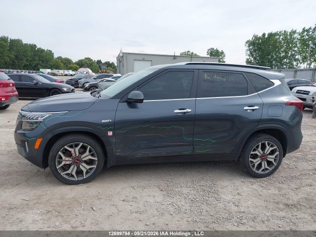 2021 Kia Seltos Sx მანქანა იყიდება აუქციონზე, vin: KNDETCA22M7061894, აუქციონის ნომერი: 12699794