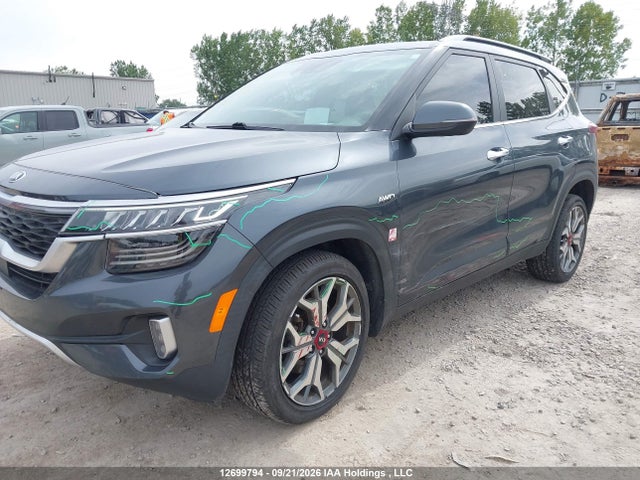 2021 Kia Seltos Sx მანქანა იყიდება აუქციონზე, vin: KNDETCA22M7061894, აუქციონის ნომერი: 12699794