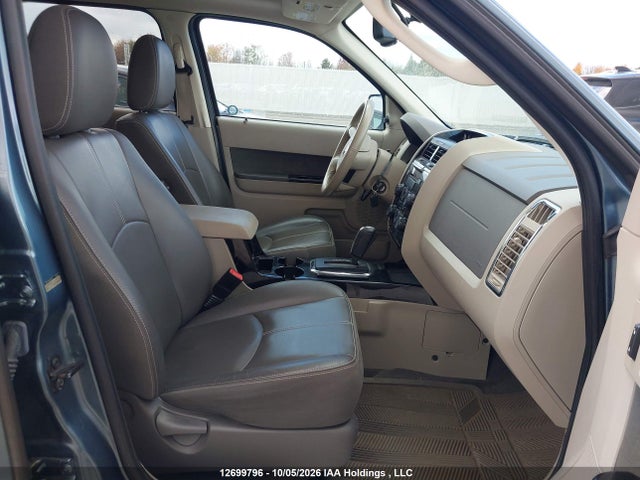 12699796 :رقم المزاد ، 4F2CY9GG5BKM06652 vin ، 2011 Mazda Tribute مزاد بيع