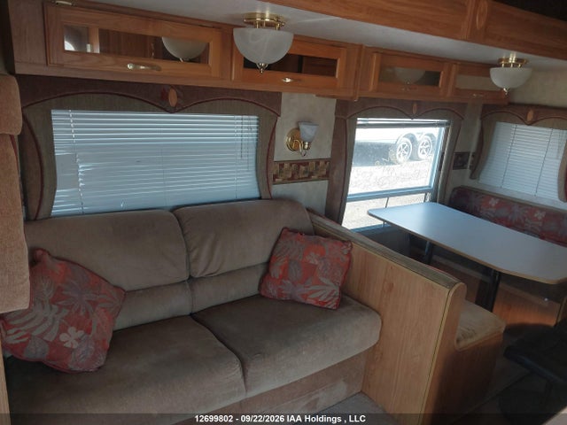 12699802 :رقم المزاد ، 1UJCJ02N061EV0241 vin ، 2006 Jayco Jay Flight مزاد بيع