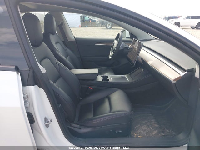 12699816 :رقم المزاد ، 5YJ3E1EA7MF083021 vin ، 2021 Tesla Model 3 مزاد بيع