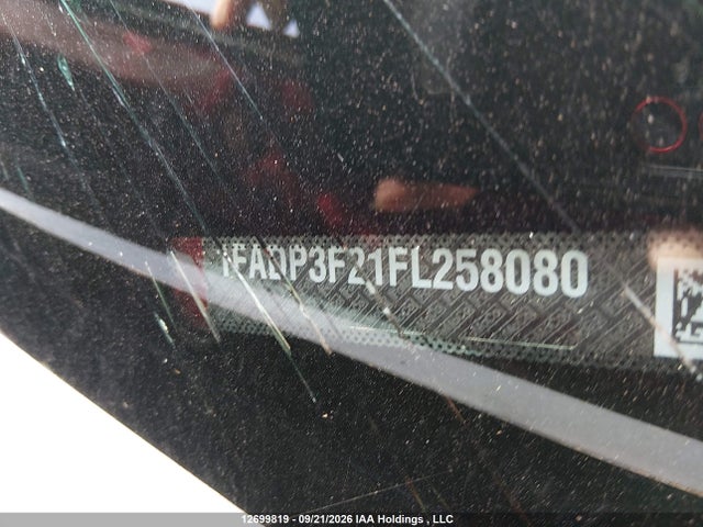 Auction sale of the 2015 Ford Focus, vin: 1FADP3F21FL258080, lot number: 12699819