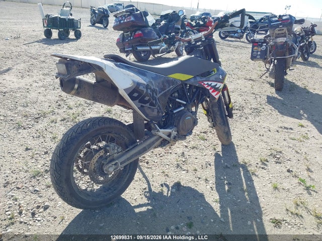 Husqvarna Supermoto 701 2021 VBKUSV405MM710737 Image 4