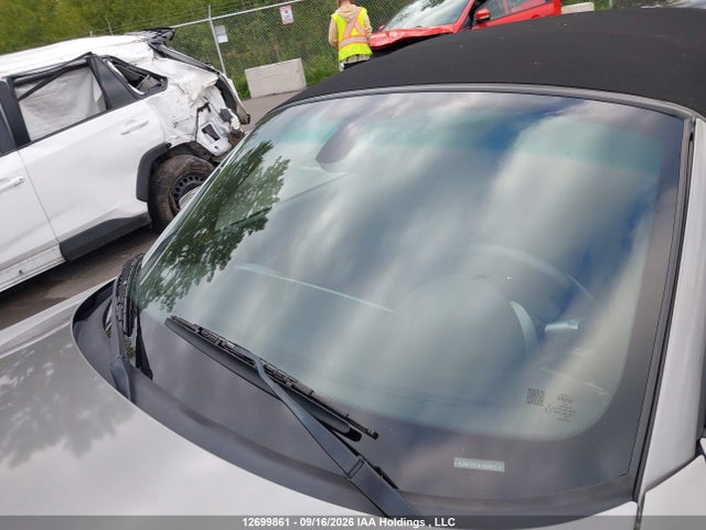 2004 Bmw Z4 2.5i მანქანა იყიდება აუქციონზე, vin: 4USBT33514LR69023, აუქციონის ნომერი: 12699861
