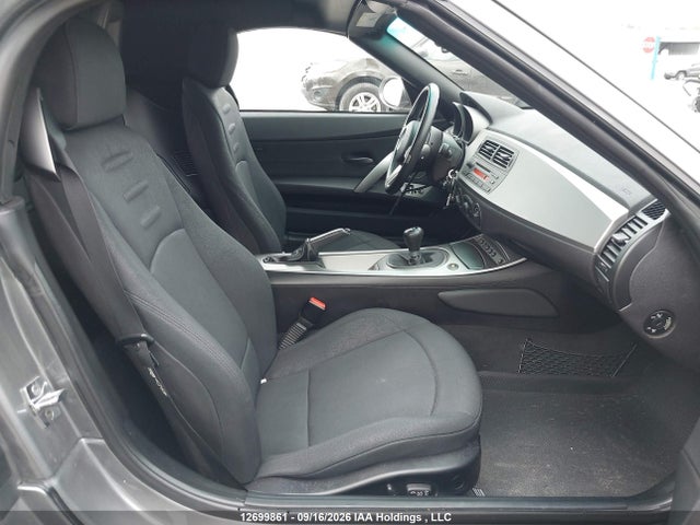 2004 Bmw Z4 2.5i მანქანა იყიდება აუქციონზე, vin: 4USBT33514LR69023, აუქციონის ნომერი: 12699861