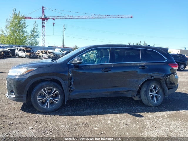 Toyota Highlander Le 2017 5TDBZRFH6HS439020 Image 14