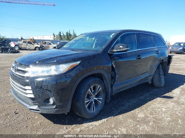 Toyota Highlander Le 2017 5TDBZRFH6HS439020 Image 2