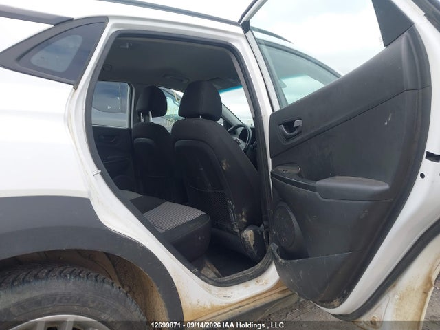 KM8K2CAA8MU719048 Hyundai Kona Preferred Awd