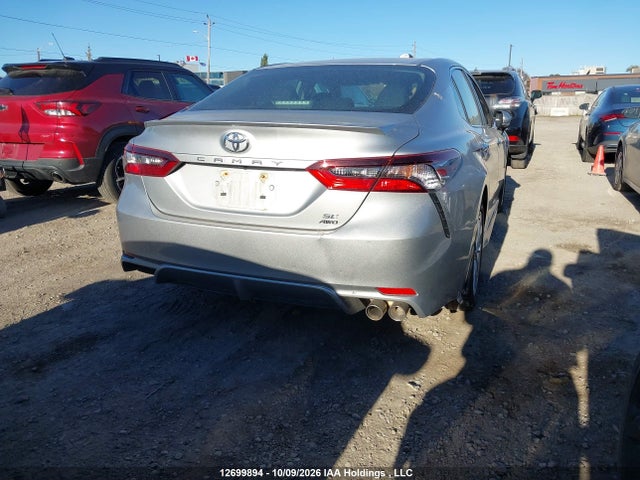 12699894 :رقم المزاد ، 4T1G11BKXNU064896 vin ، 2022 Toyota Camry Se مزاد بيع