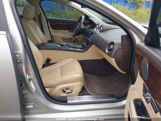 12699903 :رقم المزاد ، SAJXA1CBXBLV07926 vin ، 2011 Jaguar Xj مزاد بيع