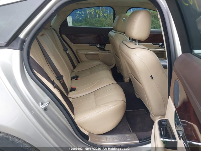 12699903 :رقم المزاد ، SAJXA1CBXBLV07926 vin ، 2011 Jaguar Xj مزاد بيع