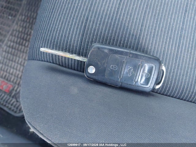 2008 Volkswagen Rabbit 3-door Trendline მანქანა იყიდება აუქციონზე, vin: WVWAA71K08W235954, აუქციონის ნომერი: 12699917