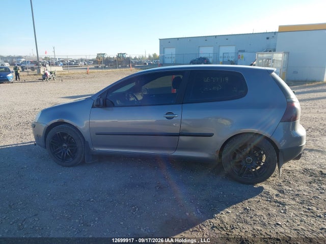 2008 Volkswagen Rabbit 3-door Trendline მანქანა იყიდება აუქციონზე, vin: WVWAA71K08W235954, აუქციონის ნომერი: 12699917