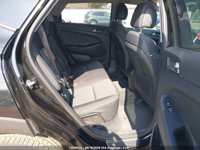 KM8J33A45HU520354 Hyundai Tucson Limited/sport And Eco/se