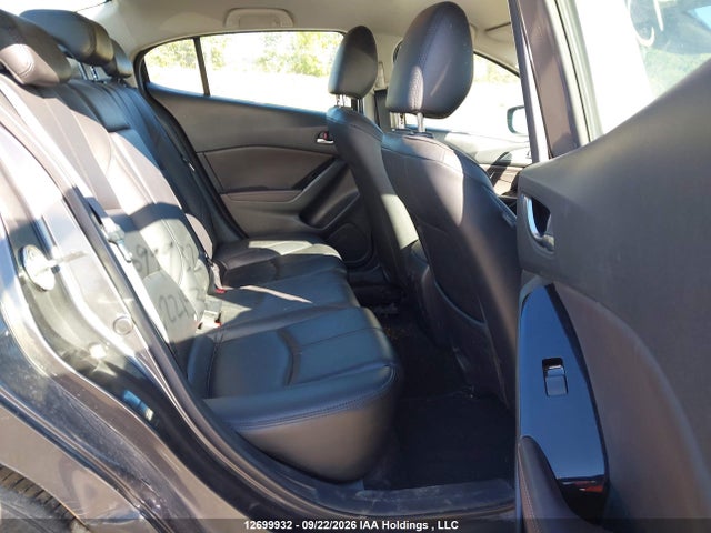Mazda 3 SE 2018 3MZBN1T70JM221537 Image 8
