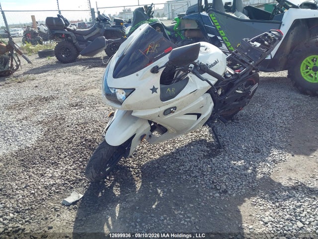 Продаж на аукціоні авто 2011 Kawasaki Ex250 J, vin: JKAEXMJ1XBDA85678, номер лоту: 12699936