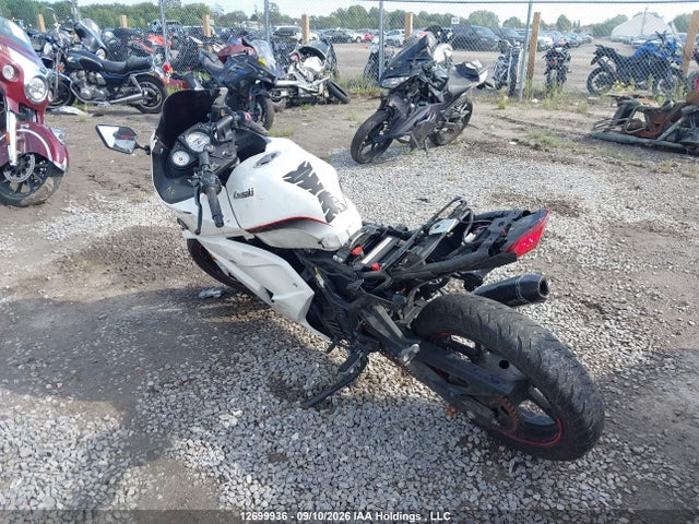 Продаж на аукціоні авто 2011 Kawasaki Ex250 J, vin: JKAEXMJ1XBDA85678, номер лоту: 12699936