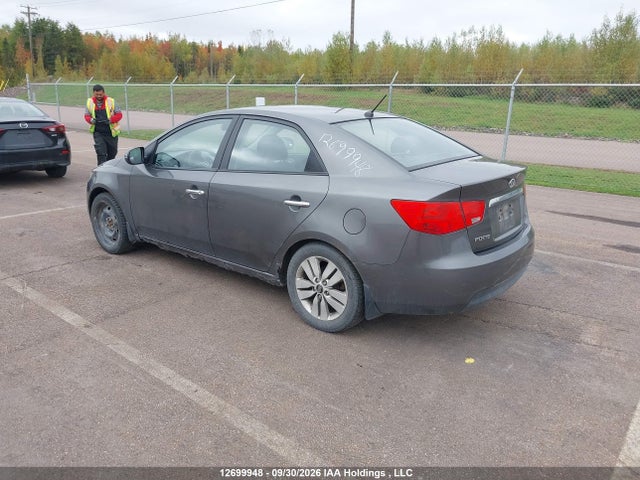 Продажа на аукционе авто 2013 Kia Forte Ex, vin: KNAFU4A28D5730704, номер лота: 12699948