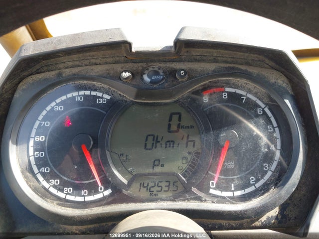 12699951 :رقم المزاد ، 3JBKKCP13BJ003210 vin ، 2011 Can-am Commander 1000 Xt مزاد بيع