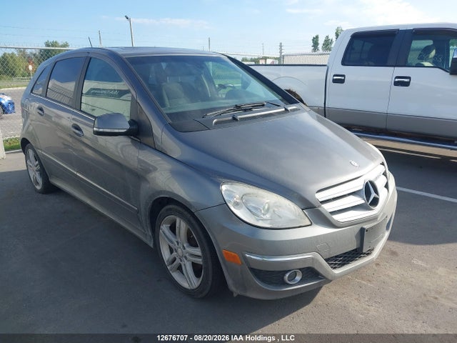12676707 :رقم المزاد ، WDDFH3DB2BJ724968 vin ، 2011 Mercedes-benz B 200 مزاد بيع
