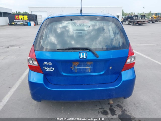 2007 Honda Fit Lx მანქანა იყიდება აუქციონზე, vin: JHMGD38447S802964, აუქციონის ნომერი: 12653910