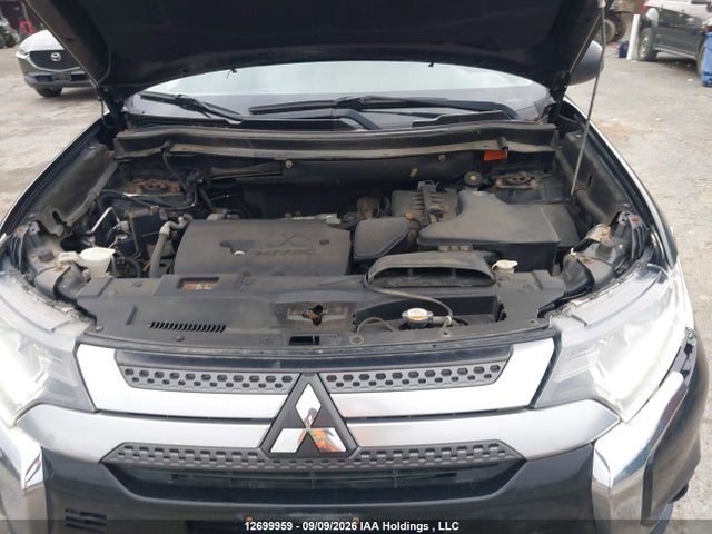 Mitsubishi Outlander Es 2019 JA4AZ2A38KZ604614 Image 10
