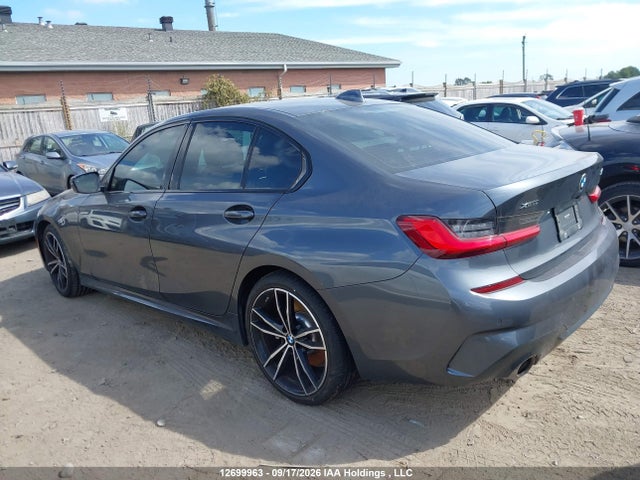 12699963 :رقم المزاد ، 3MW5R7J02L8B17458 vin ، 2020 Bmw 330xi مزاد بيع