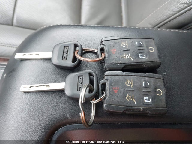 12700019 :رقم المزاد ، 1GKS2GKC0FR170564 vin ، 2015 Gmc Yukon Xl 1500 Sle مزاد بيع