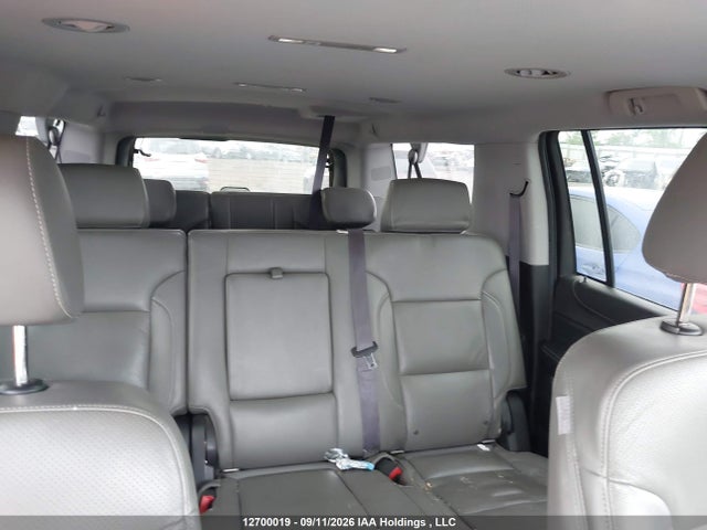12700019 :رقم المزاد ، 1GKS2GKC0FR170564 vin ، 2015 Gmc Yukon Xl 1500 Sle مزاد بيع