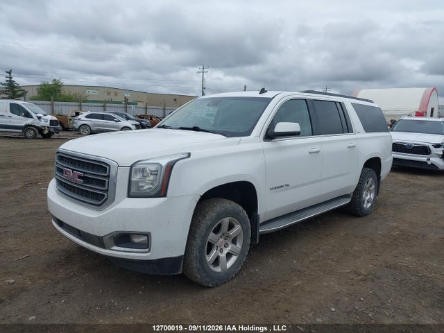 12700019 :رقم المزاد ، 1GKS2GKC0FR170564 vin ، 2015 Gmc Yukon Xl 1500 Sle مزاد بيع