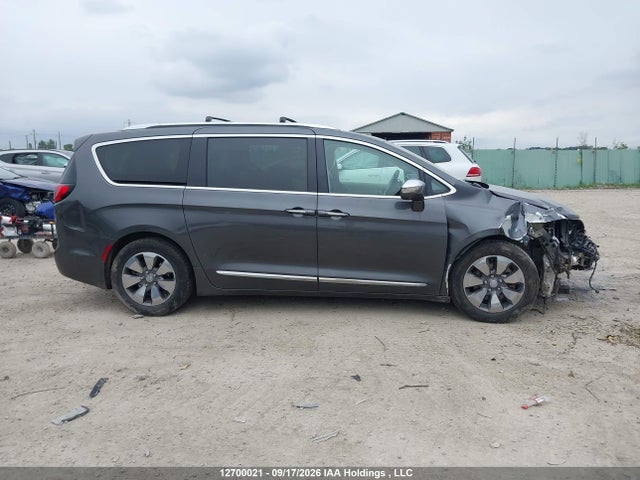 Aukcja sprzedaży 2018 Chrysler Pacifica Hybrid Limited, vin: 2C4RC1N75JR139722, numer aukcji: 12700021